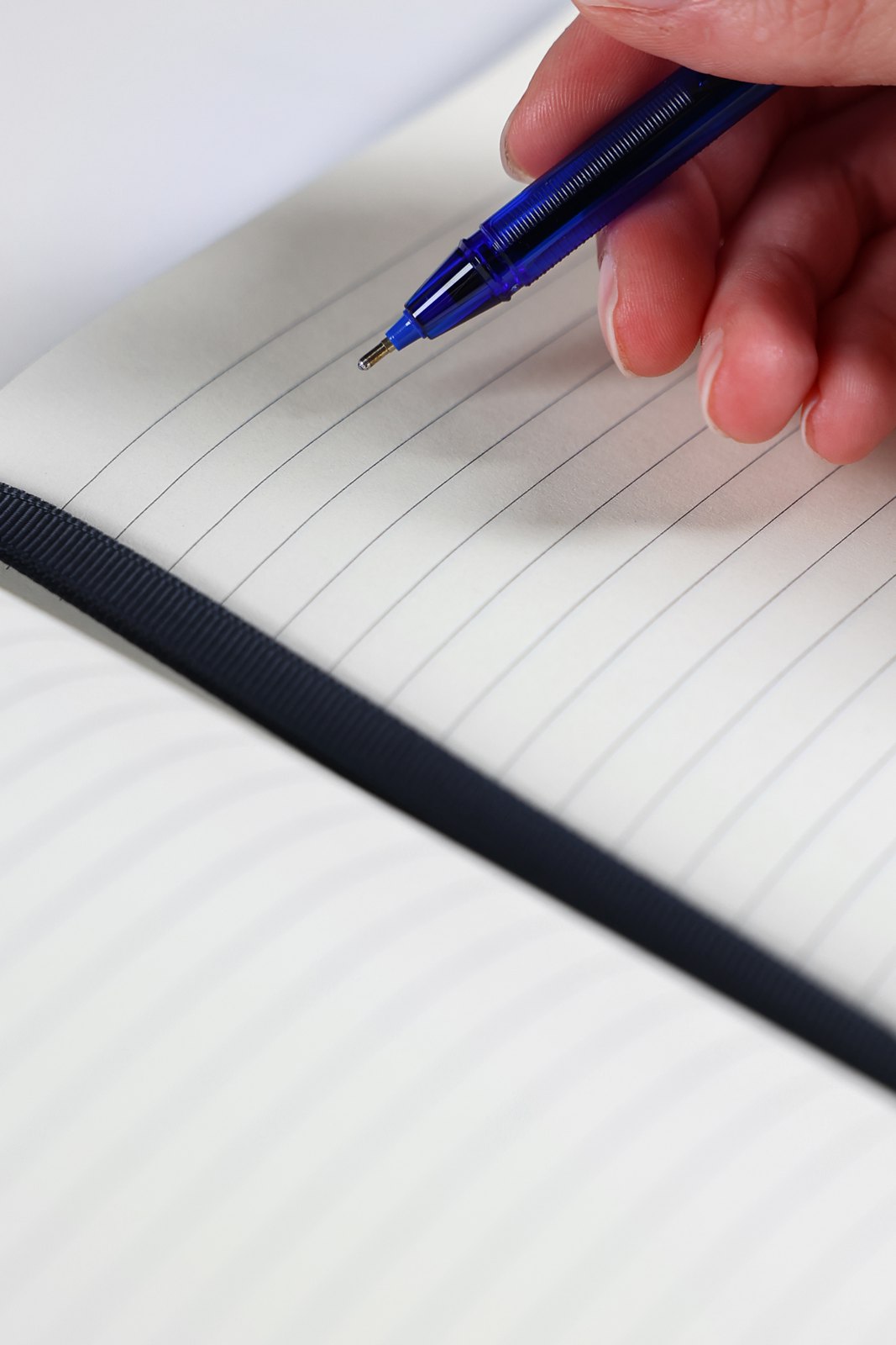 Fsm Kurumsal Defter A5 Yumuşak Kapak Çizgili Ayraçlı 120 Yaprak - Gri, iç sayfa